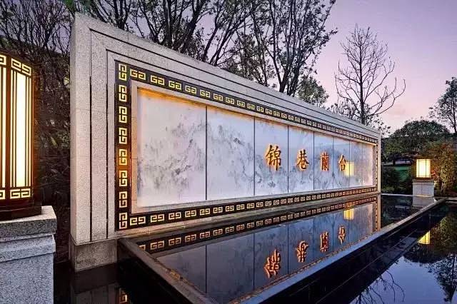 中式景墙，交织的历史气息