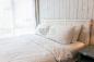 卧室,白色,床上用品,床头板,床单,枕头,床,小旅馆,留白,水平画幅
