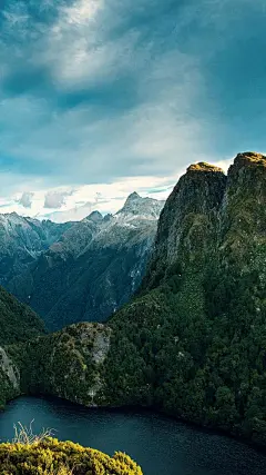 高清手机壁纸：山水诗情醉美人