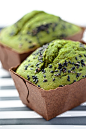 Matcha cake, green tea powder, matcha green tea