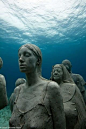 The Amazing Maldive Islands Part III(10 Pics)...but all I see are statues waiting to be seen by unsuspecting divers!!! O..O: 