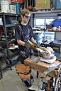 手工玻璃吹制过程欣赏：加拿大Bocci手工玻璃吹制工作室“第28系列”吊灯完整吹制过程 - 手工客，高质量的手工，艺术，设计原创内容分享平台