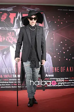 不个性非GD！海报时尚评审团：权志龙全身Saint Laurent玩混搭，用点睛配饰“武装”全身，繁琐or型格？