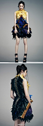 【音乐·图片】#f(x)Krystal#好身材完美消化“羽毛装”，变身高贵优雅的孔雀公主。近期她作为节目《Project Runway Korea All Stars》的评审员，在拍摄画报时曾表示想要穿用羽毛制作的晚礼服。据悉，在本周六即将放送的节目中可以看到此次拍摄的完整花絮~
