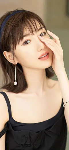 #明星壁纸# 毛晓彤写真壁纸 ​​​​