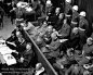 纽伦堡，1945（Description: Nuremberg Defendants Listen to the First Day of Material Evidence）