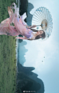 天涯明月刀OL  #天涯明月刀cos# #天香#  
前三张是长条图哦！流量党注意！

竞夸天下双无绝，独立人间第一香。

出境：@水笙-小十七 
摄影：@迦兰叻芽菜  ...展开全文c