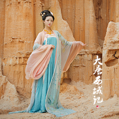 啾啾你小耳朵儿采集到定妆照