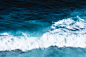 高清晰深蓝色海潮水壁纸封面大图