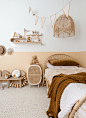 Quills sunshine themed bedroom - Rafa-kids : Would you like to know how to decorate monogrammatic and gender neutral children’s rooms ? Trendy Toddler room in neutral style.