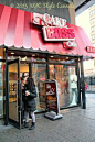 NYC, Style and a little Cannoli: The Cake Boss Cafe in New York City