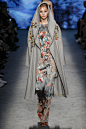 Alberta Ferretti Fall 2016 Ready-to-Wear Fashion Show  - Vogue : See the complete Alberta Ferretti Fall 2016 Ready-to-Wear collection.