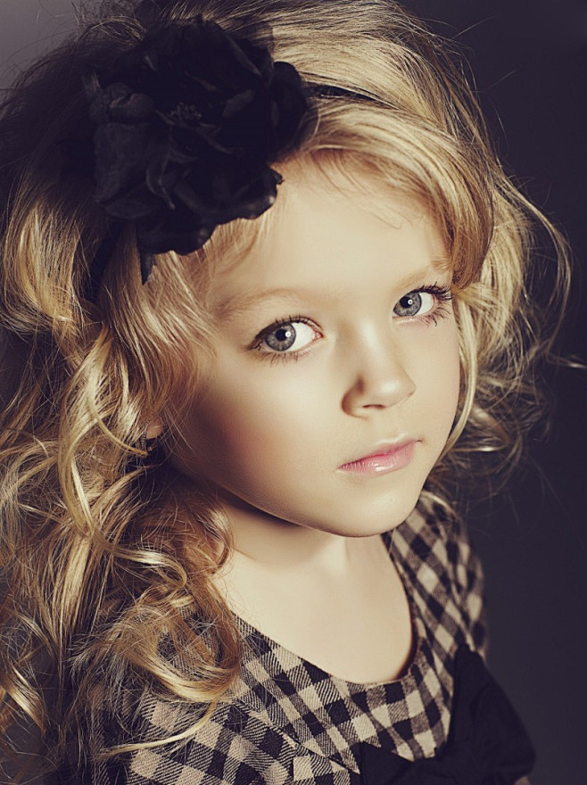 Child Model——Arina K...