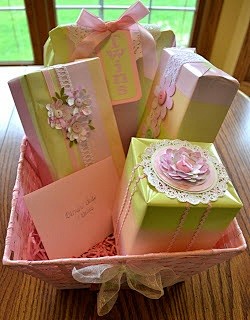 pretty gift wrapping