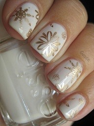 snowflake nail art