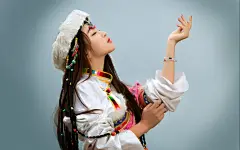 美女香格里拉唯美民族风写真桌面壁纸 1920x1200