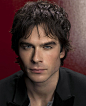 Ian Somerhalder 。饰演《吸血鬼日记》中Damon Salvatore。