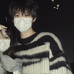 雾里愛采集到情头(真人)