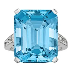 Aquamarine Diamond and Platinum Ring海蓝宝石钻石和白金戒指@北坤人素材
