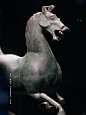 东汉 铜奔马 马踏飞燕 甘肃省博物馆 - 小红书