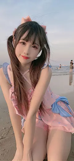 4k高清壁纸 美女照片 泳装美女​