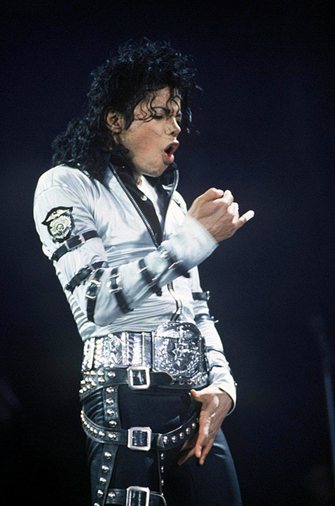 迈克尔·杰克逊不仅限于音乐，他在舞蹈上的...