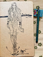 #手绘##服装设计手稿##毛笔速写##速写##插画##服装设计# 速写～
工具：万年毛笔
速写是不打铅笔稿，直接毛笔画的哦
这样才能练习准确度和线条感
一起吧

2018愿望家人健康平安……...展开全文c