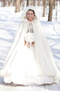 my princess 雪舞人间 迷人眼。雪中漫步的精灵~~~曦 #婚纱# #雪舞人间#