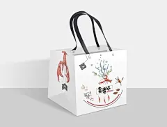 臭爸比 小龙虾品牌设计
via 金达派和 ​​​​