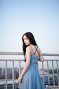 天台上的清纯轻灵美女写真8