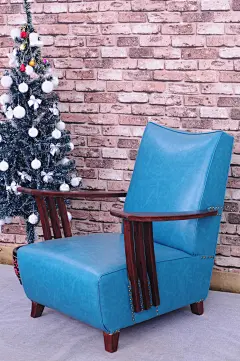 本店经营老上海家具及欧式家具，大部分产品为老旧货，也可以按客户要求找寻老货，或者重新按样订制（仿古旧家具）。如果需要成批定制全新的，可以按客户要求的尺寸、颜色来生产，量大价优。上海市内可送货。更多货品请与店主联系。 电话:13901685220 13621990301 (微信) 官网：www.xiafeiroad.com(点击内在链接可至淘宝网店）邮件:angelafurniture@163.com QQ: 810148954 仓库地址：上海市闵行区繁兴路99号3楼 备注：因家具为大件，地区远近不同。所以