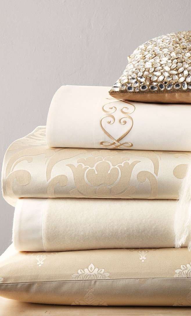 Bedding and linens: 