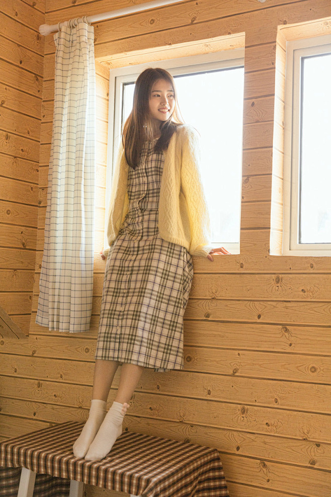 日系文艺小清新美女居家写真图片89清纯美女美桌网