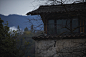42建筑与远山-Building-and-distant-mountains.jpg (2000×1333)