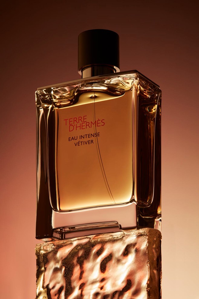 4_hermes_akatre_01.j...