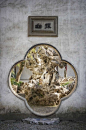 粉墙黛瓦里的中式园林 
一步一景，移步换景
天圆地方，露而不尽 ​​​​
