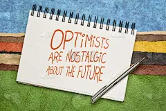 乐观主义者怀念未来
