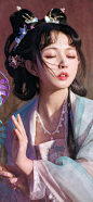 取次花丛懒回顾，br半缘修道半缘君。