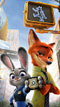 #疯狂动物城##Zootopia# 官网搬运的无水印壁纸收一套~ [xkl转圈] 放大可以看到动物们的很多造型小细节，设计团队好用心。狐兔CP太甜