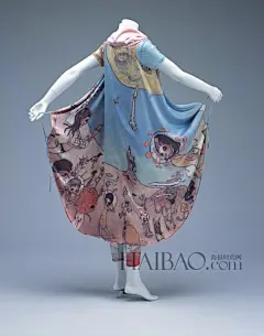 【图】西雅图艺术博物馆时装展“未来之美：日本时装三十年”，惊艳之作悉数登场，讲述日本设计的震撼与辉煌！_第8页_时装艺术展_海报时尚网