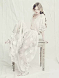 Paolo Roversi：用光影作画的时尚摄影大师