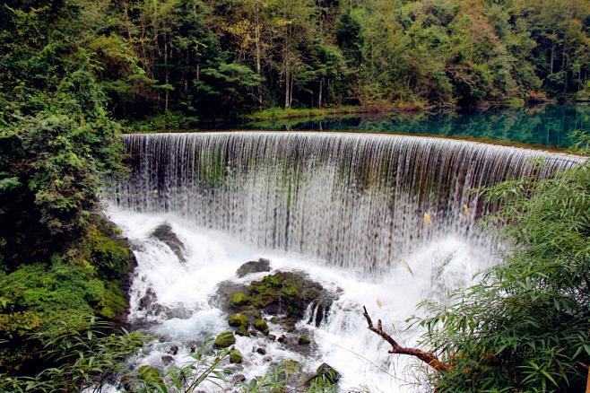 小七孔——卧龙潭景区