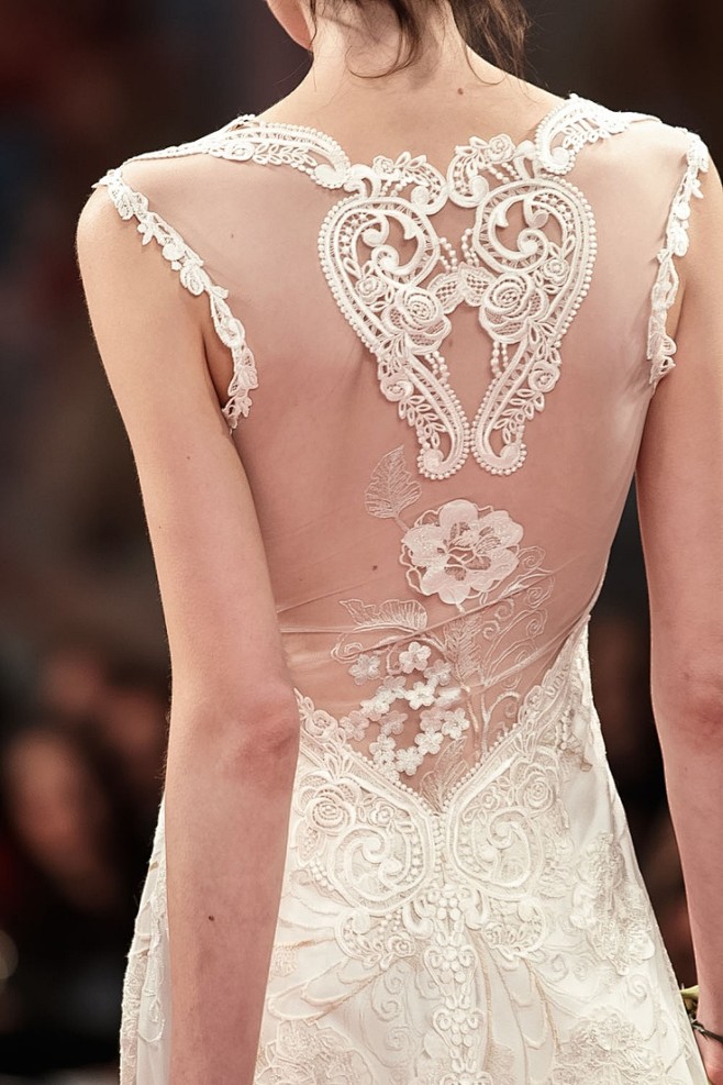 Claire Pettibone