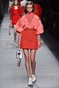 Fendi Spring 2016 Ready-to-Wear Fashion Show : See the complete Fendi Spring 2016 Ready-to-Wear collection.