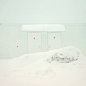 冬日柏林，画面就像冬季里的冰淇淋，柔软、舒畅、满足。丨摄影师Matthias Heiderich的作品《Snow Blind》(雪盲)   
