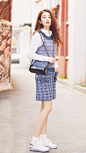 赵丽颖街拍
外套：CHANEL SS2017 
包包：Chanel Gabrielle Bag 
鞋子：Balenciaga 
鞋子：MichaelKors ​​​ ​​​​