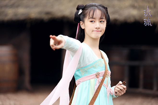 琉璃褚璇玑阿修罗战神袁冰妍饰