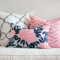 Pink and navy... why didn't I think of that?perfect for a little girls room