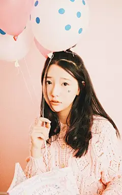 可爱女生写真手机壁纸