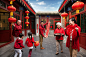 中国文化,红色,装饰,白昼,冬天_d4d70a27d_东方家庭过年_创意图片_Getty Images China